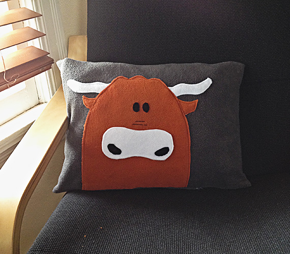 longhorn pillow