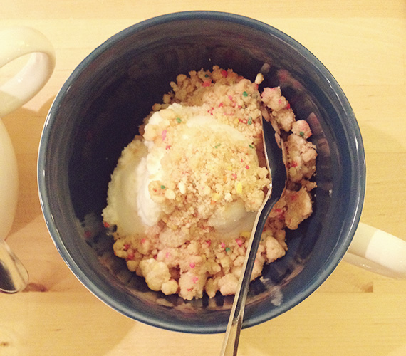 frozenyogurtwithbirthdaycake2